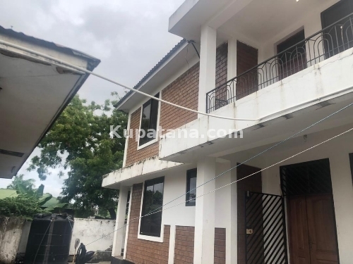 HOUSE FOR SALE GOROFA NA NYUMBA YA KAWAIDA MWANANYAMALA NYUMA YA SOKO