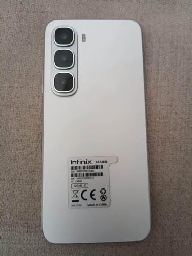INFINIX HOT 60i Gb 128 RAM 6+4