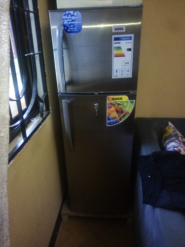 Boss Fridge (FRIJI) Kubwa