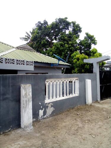 Inauzwa ipo Kimara stop over