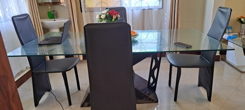 Dinning table used