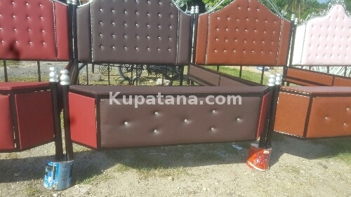 Vitanda Vya Chuma Sofa 350,000