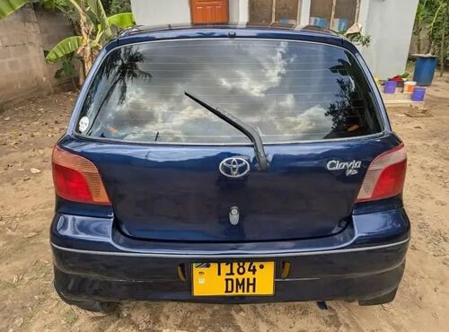 TOYOTA VITZ RS INAUZWA 3.5M