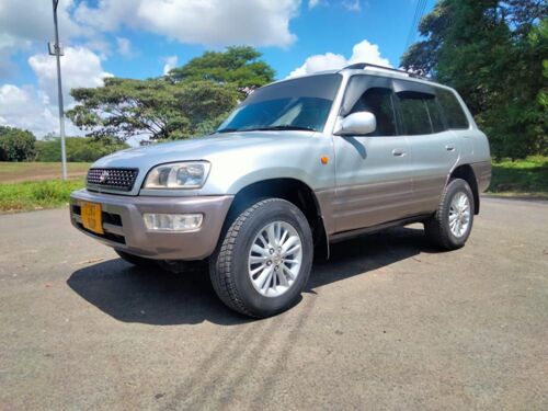 Toyota RAV4 old 