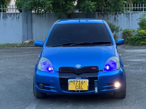 Toyota vitz Rs