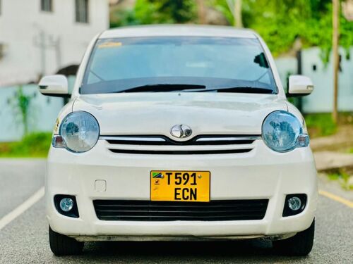 NAUZA TOYOTA SIENTA MPYA 