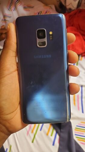 Samsung s9 little Crack