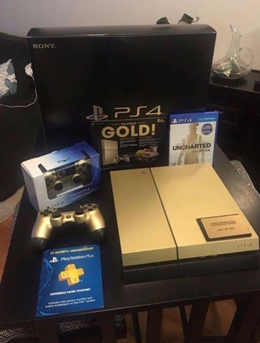 PlayStation 4 GOLD