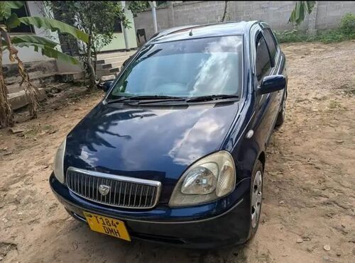 TOYOTA VITZ CLAVIA 3.7M