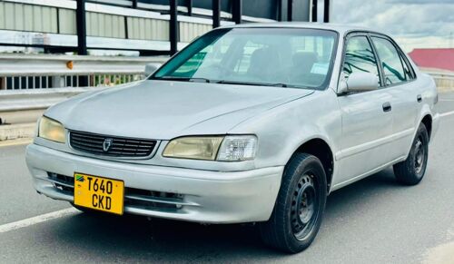 Toyota collora 