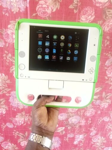 LAPTOP ZA WATOTO IPAD COMPUTER