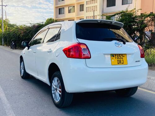 Toyota Auris DRJ