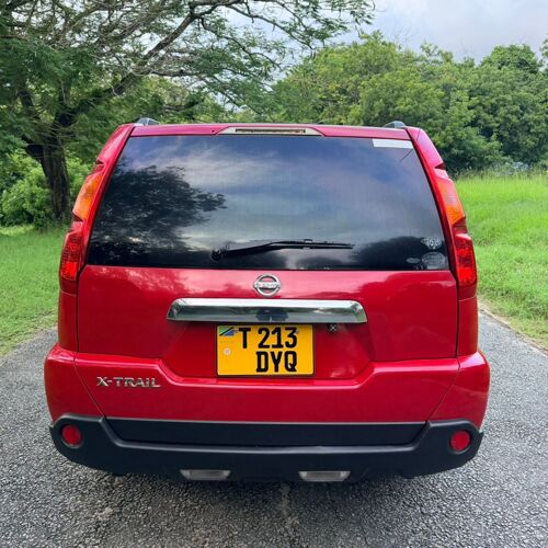 NAUZA NISSAN EXTRAIL NZURI 