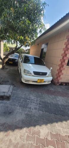 Toyota Harrier EFK