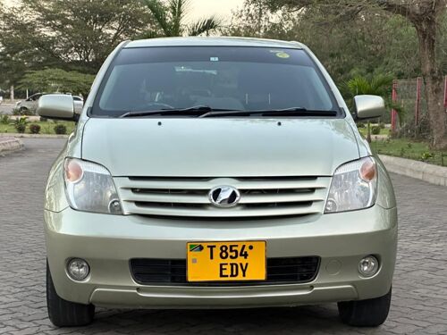 Toyota Ist EDY