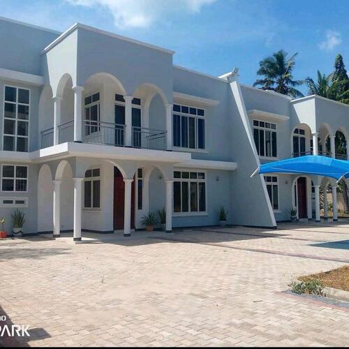House for rent at Bahari Beach