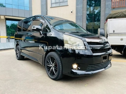 TOYOTA NOAH New Model