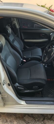 Toyota IST 2006