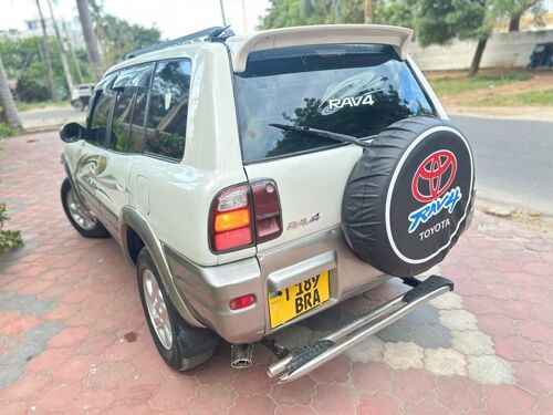 Toyota RAV4 Old