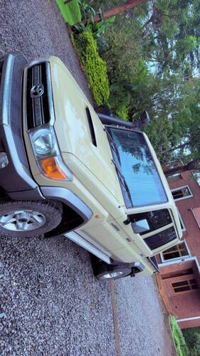  TOYOTA LANDCRUSER 