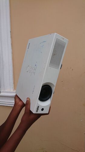 sanyo projector 