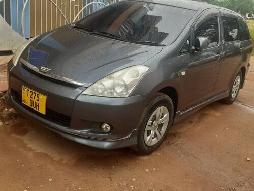 TOYOTA WISH INAUZWA 5.6M