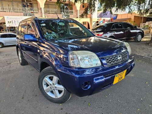 Nissan X-TRAILI