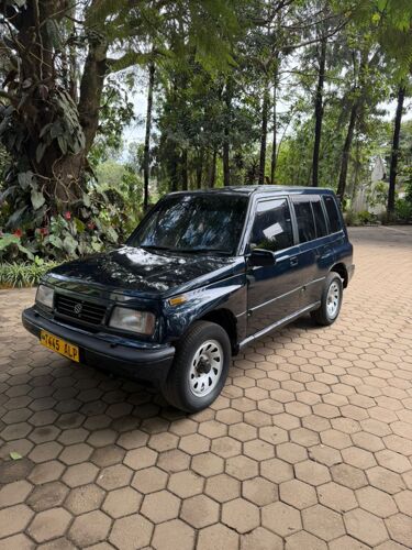 Suzuki Escudo