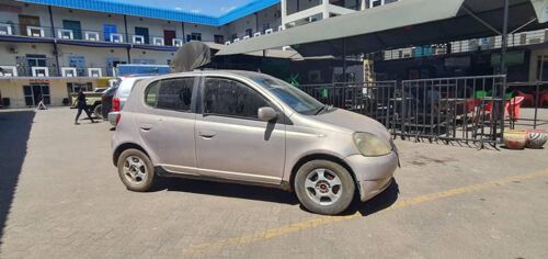 Toyota vitz 