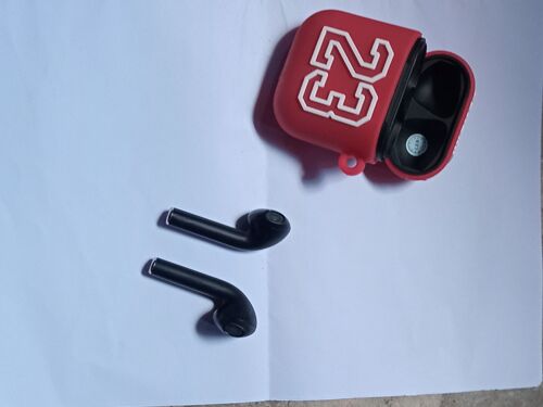 TWS Bluetooth earbuds 