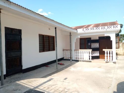 INAUZWA IPO MBEZI KWA MSUGURI