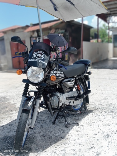 Boxer BM 125