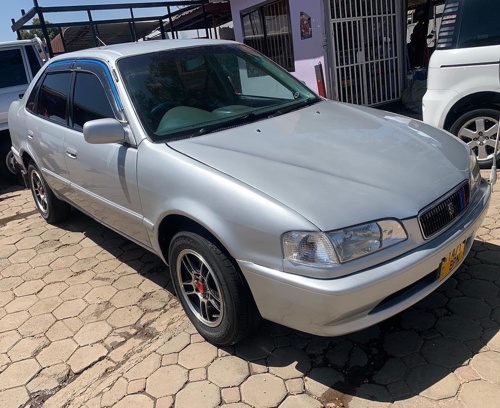 Toyota Corolla 111
