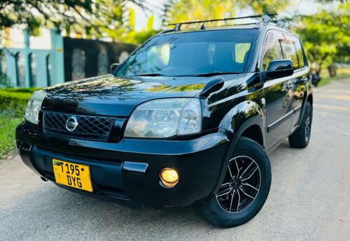 Nissan extrail