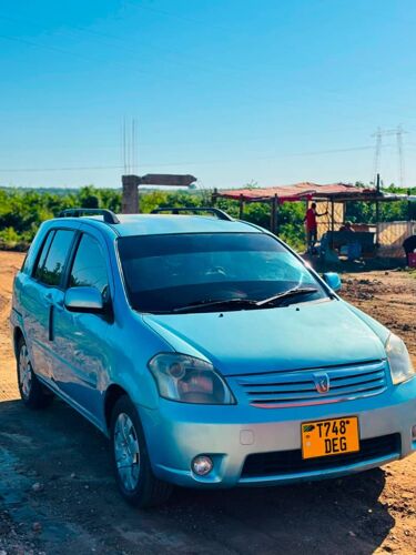 Toyota raum 