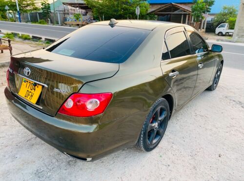 NAUZA TOYOTA MARK X MPYA