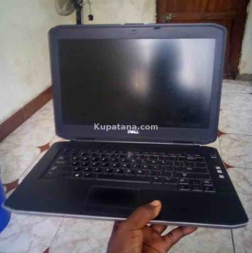 LAPTOP DELL