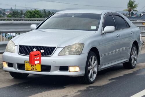 Toyota Crown  Athlette Nzuri