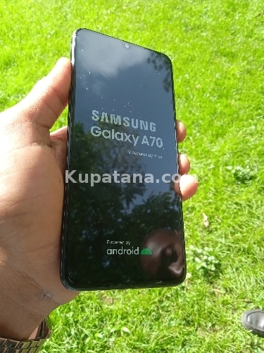 Samsung A70