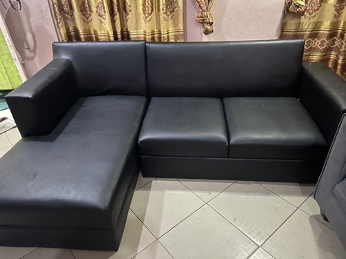 SOFA SET L SHAPE 250,000 