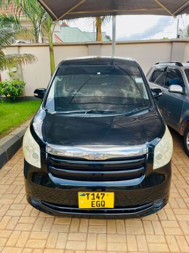 Toyota noah new model 