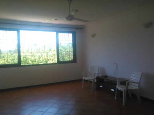 3bdrm standalone House to let in masaki