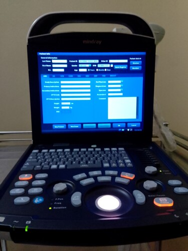 ULTRASOUND MACHINE 