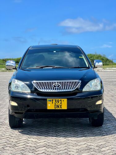 Harrier gari nzuri no DNX