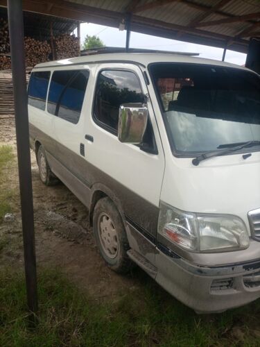 Hiace super custom 2rz Petrol 