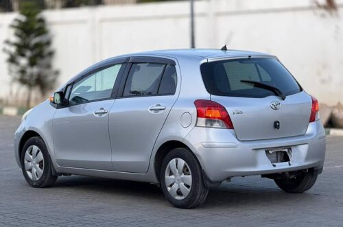 2009 Toyota Vitz 