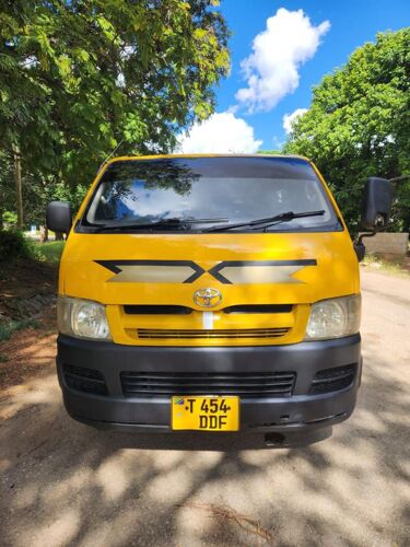 Hiace 2kd diesel dodoma automa