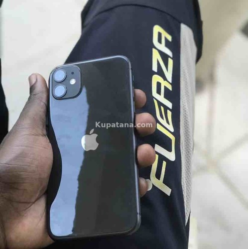 IPHONE 11 128GB BEI 1,250,000 TU