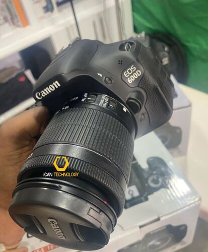 CANON EOS 600D NA LENS 18-55MM