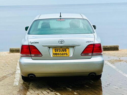 Crown mpya inauzwa mwanza 